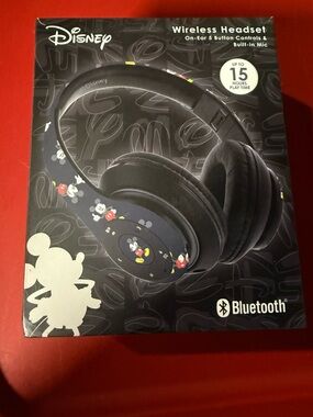 Disney Black Wireless Foldable On-Ear Headphones with Mickey Pattern